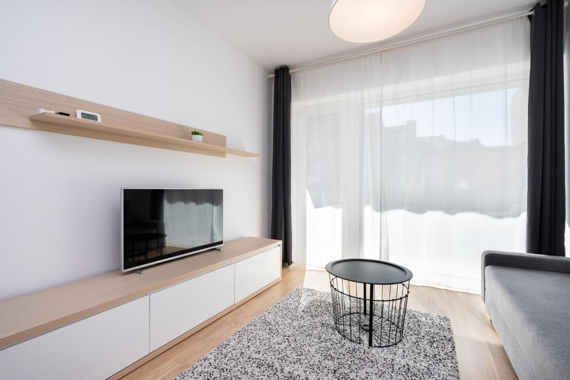 Zen Studios - Central Escape With Parking Bucharest Exterior photo